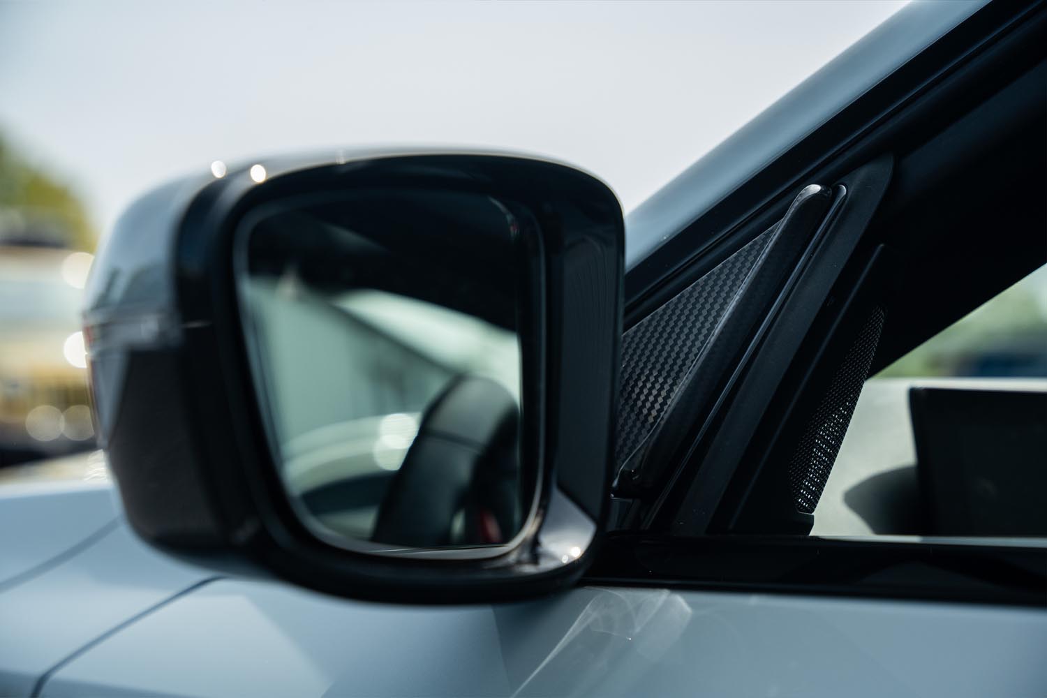 Verus BMW G87 M2 Anti-Buffeting Wind Deflectors