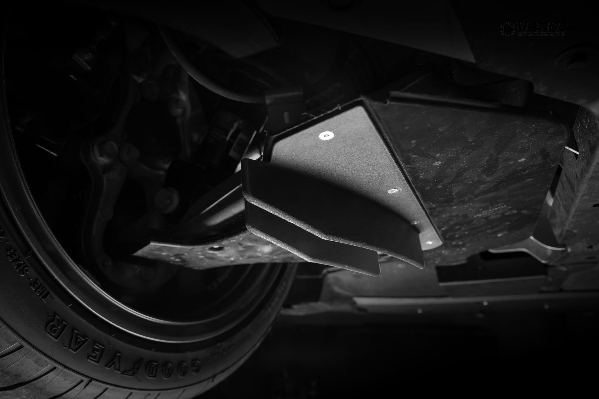 Verus C8 Z06 Control Arm Guide Strake Kit