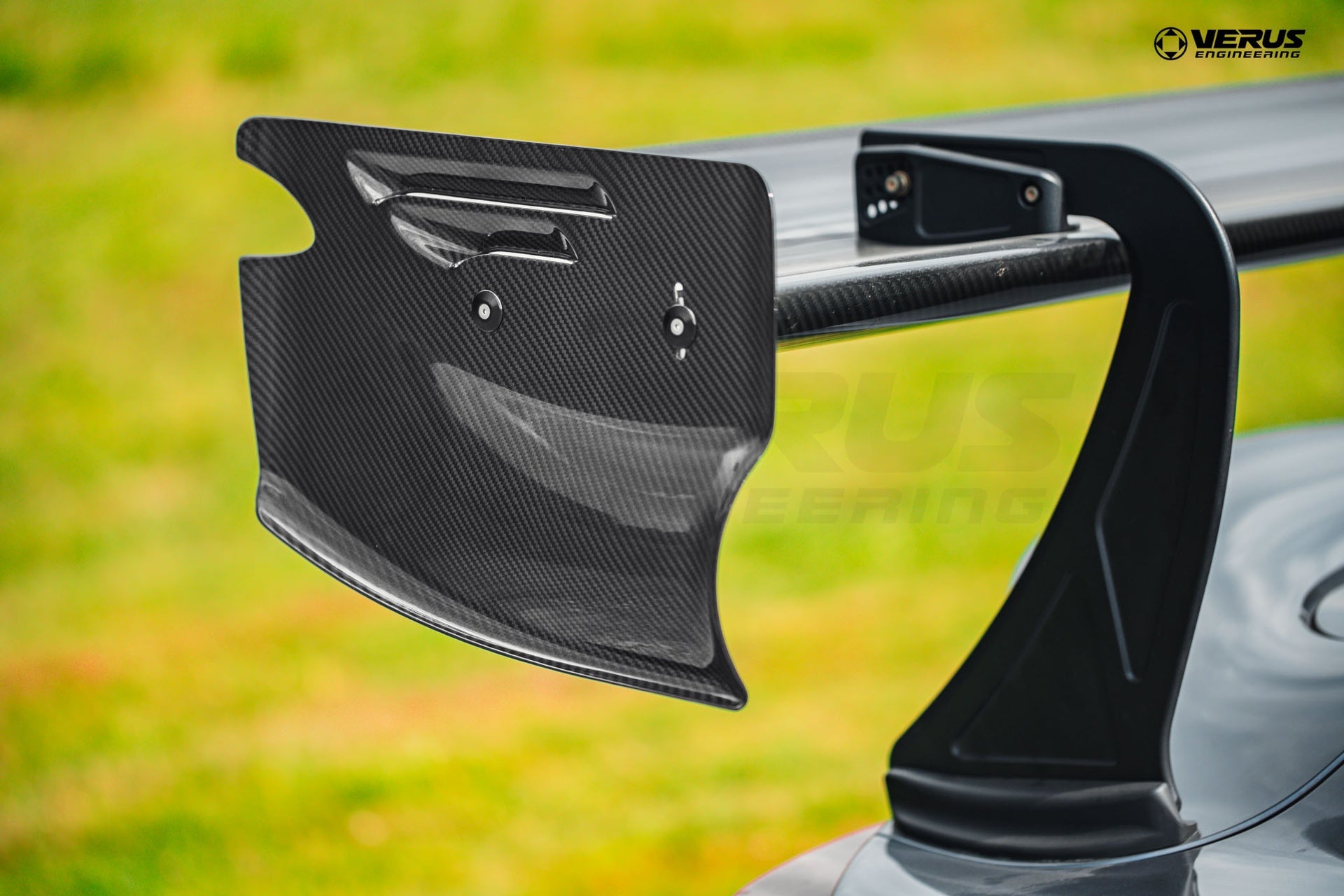Verus KMX V1X Carbon Fiber Endplate Kit