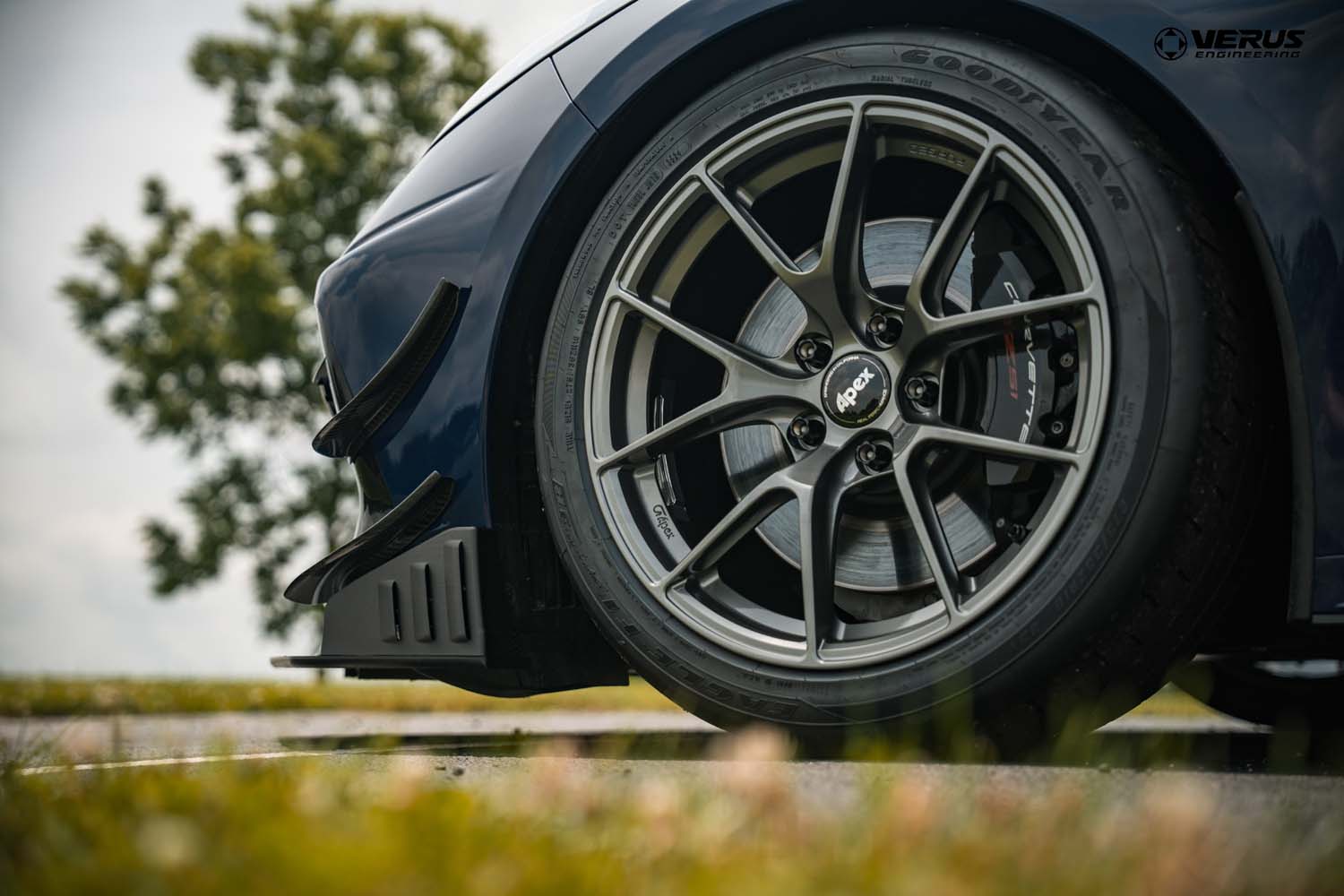 Verus C8 Stingray Front Splitter Endplates