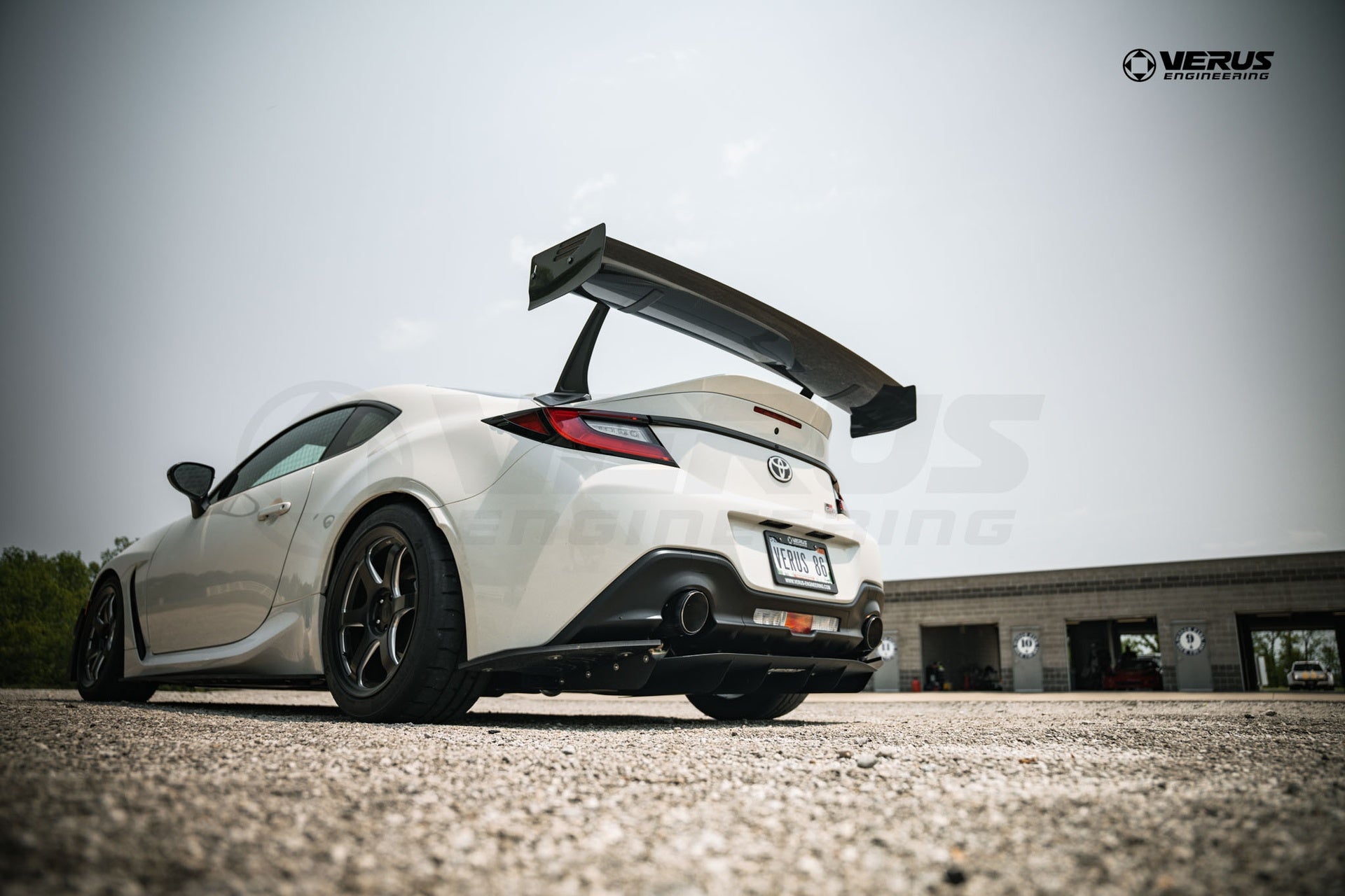 Verus Toyota GR86/BRZ (2021+) Swan Neck UCW Rear Wing Kit