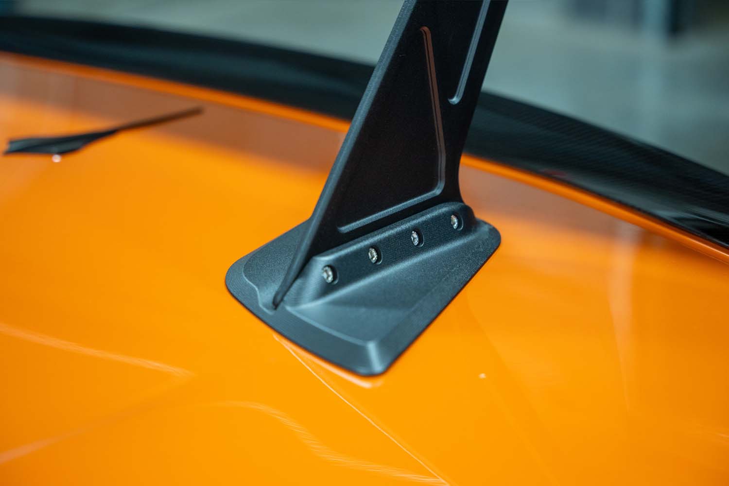 Verus C8 Stingray Swan Neck UCW Rear Wing Kit