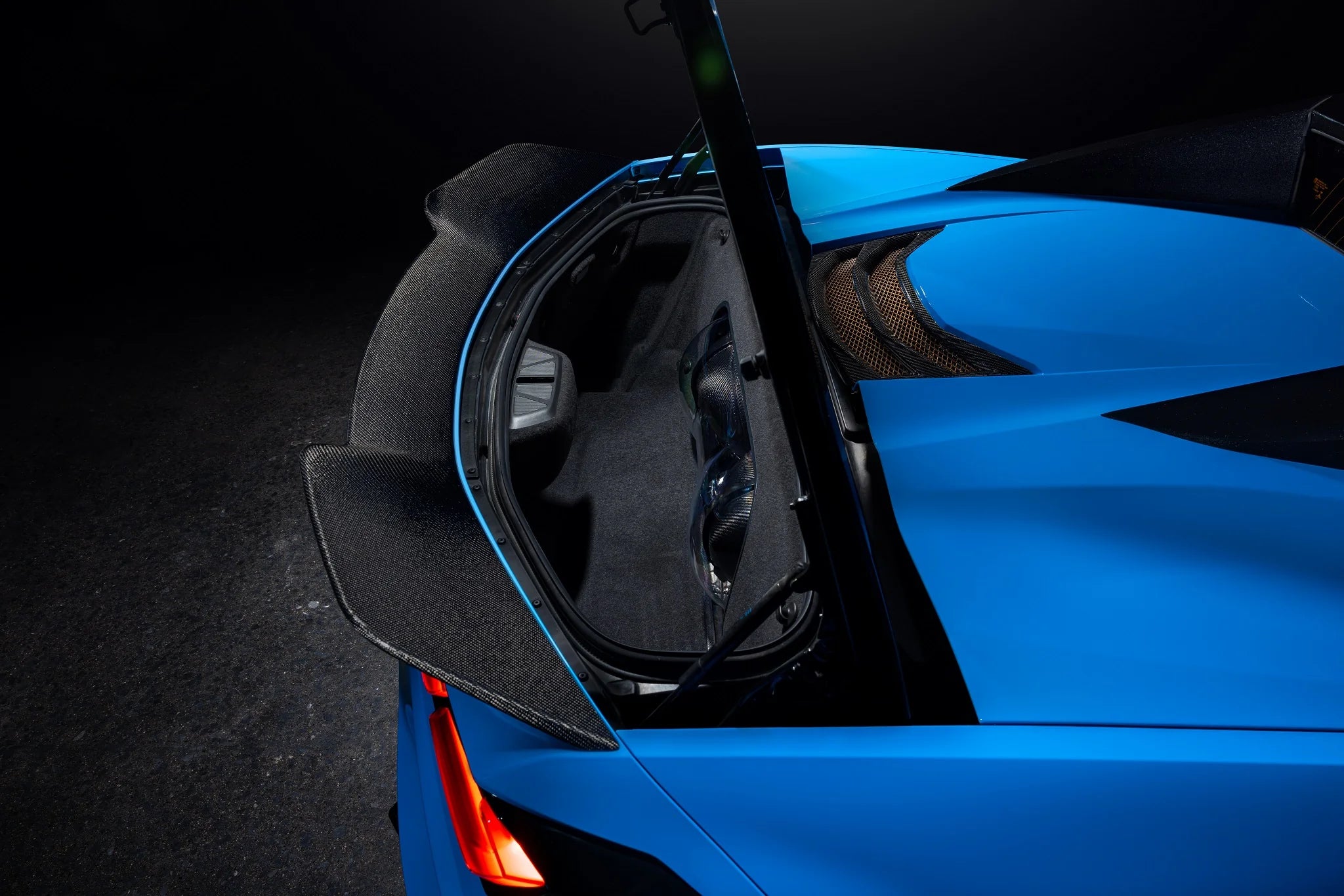 Eventuri C8 HTC (Convertible) Carbon Intake